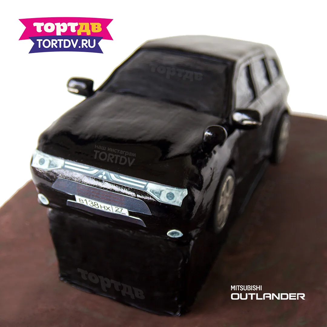 Торт в виде чёрного Mitsubishi Outlander
