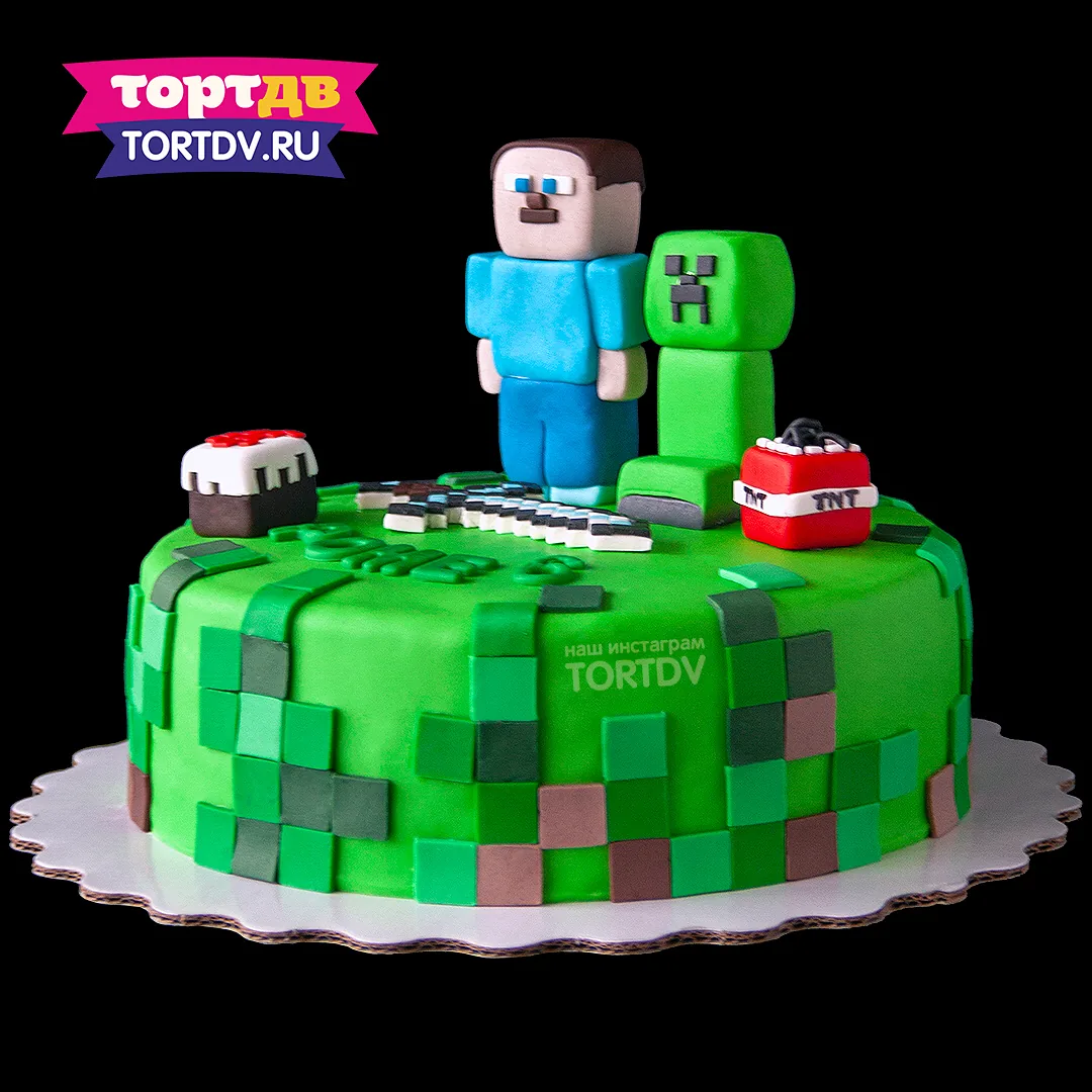Торт Minecraft со Стивом и Крипером
